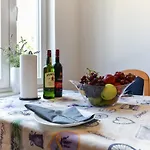 Апартаменти On The Puntamika & Borik - Задар