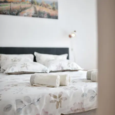 Apartman On The Puntamika & Borik - *