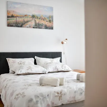 Apartamento On The Puntamika & Borik - *